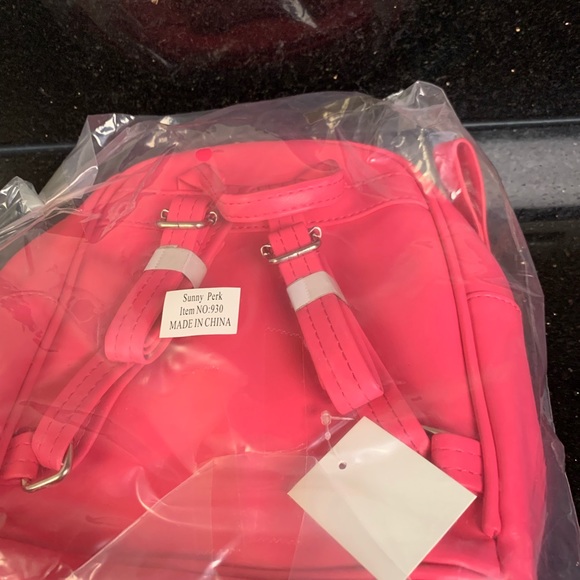 Hot Pink Sequin Tik Tok Mini Backpack 🎒 - Picture 3 of 4